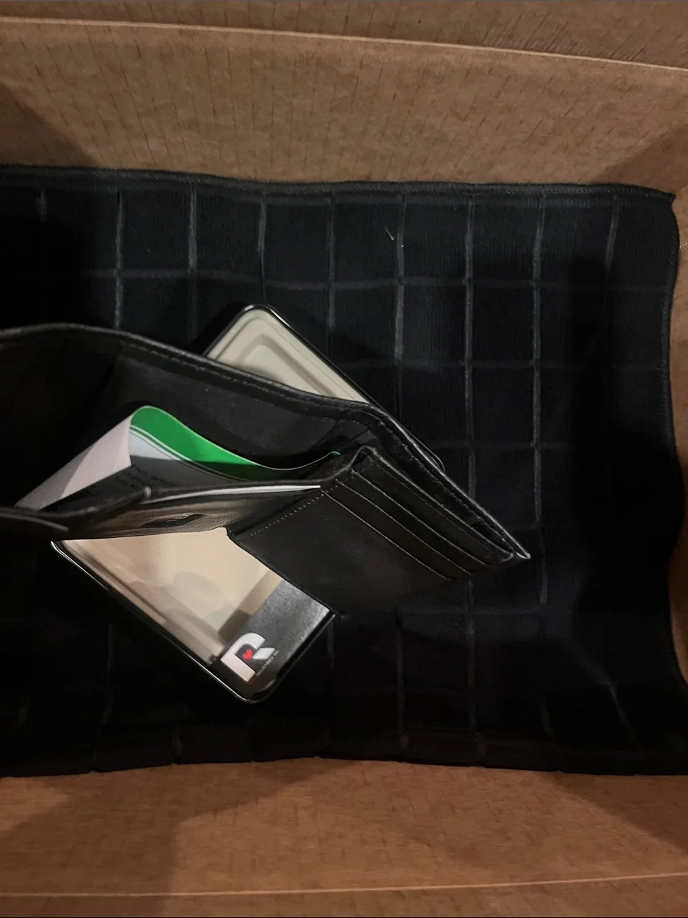 New England Patriots Black Tri-Fold Wallet - Official NFL Design